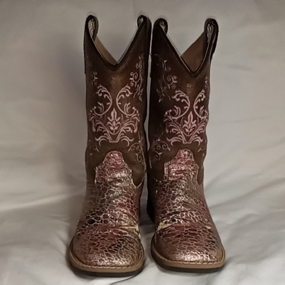 Charming Kids' Western Boots in Brown and Pink